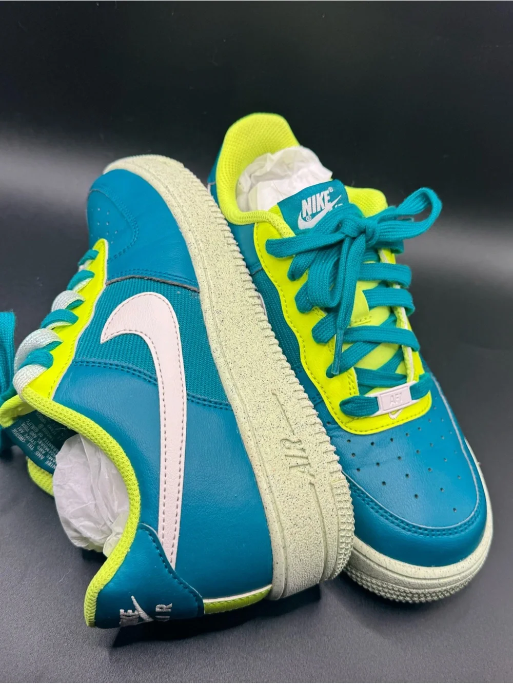 Nike Air Force 1 ‘07 LV8 Teal Volt Sneakers | Men’s 6 / Women’s 7.5 | DM1086-300